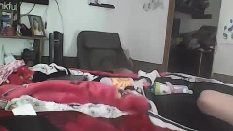 Snapshot of kinkyvibesxxx chatting on January 18, 8:41 am kinkyvibes online show from January 18, 8:41 am