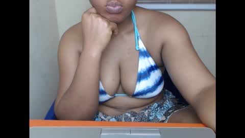 Snapshot of kinkyxxjuice chatting on September 20, 8:48 am kinkyxxjuice online show from September 20, 8:48 am