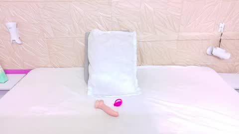 kinkyy_redhead online show from May 7, 11:26 am