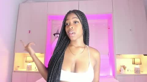 M A R A  online show from October 11, 12:47 pm