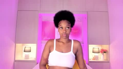 M A R A  online show from October 28, 11:58 am