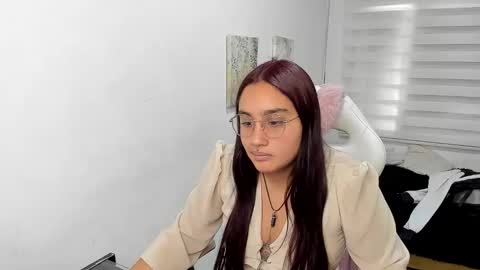 kir_ely online show from June 2, 6:54 pm