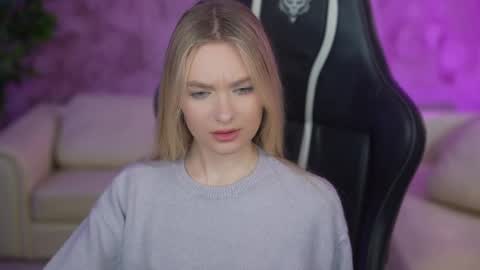 Sweet girls online show from March 2, 1:49 pm