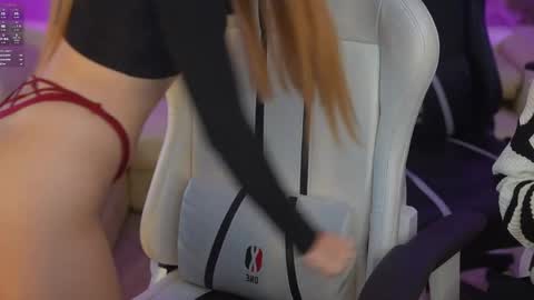 Sweet girls online show from March 3, 2:26 pm