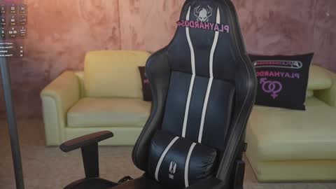 Sweet girls online show from February 15, 8:16 pm