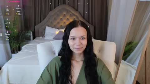 Snapshot of kira_bliss_ chatting on August 10, 1:31 am kira_bliss_ online show from August 10, 1:31 am