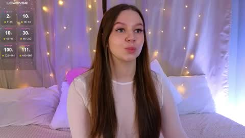 Kira Briis online show from April 1, 6:27 pm