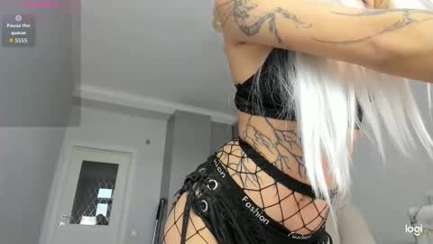 Snapshot of kira_dream17 chatting on September 24, 3:54 am Kira online show from September 24, 3:54 am