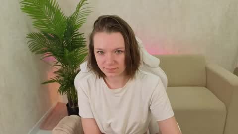 Kira online show from June 4, 1:33 am