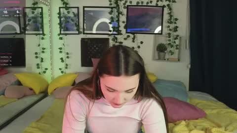 Snapshot of kira_jin chatting on February 19, 12:33 pm kira_jin online show from February 19, 12:33 pm