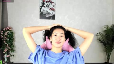 Aura online show from September 24, 4:16 am