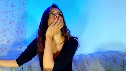 kira online show from October 7, 11:51 am