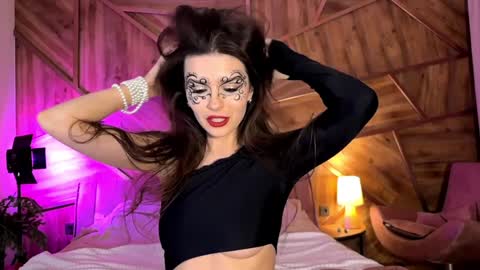 Snapshot of kira_mmr chatting on January 4, 5:47 pm Kira and friends online show from January 4, 5:47 pm