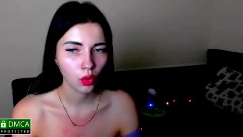 Snapshot of kira_moon_1 chatting on December 6, 11:03 pm Kira online show from December 6, 11:03 pm