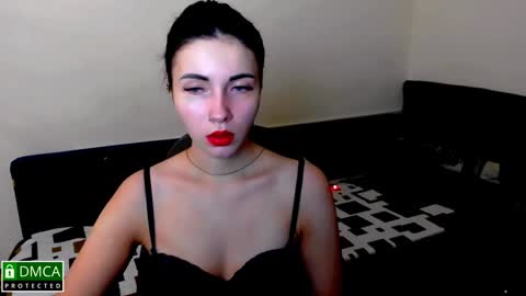 Snapshot of kira_moon_1 chatting on December 7, 7:43 pm Kira online show from December 7, 7:43 pm