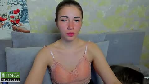 Kira  online show from April 28, 6:46 pm