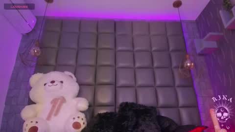 Kira  online show from March 21, 8:19 am