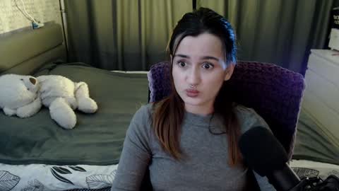 Kira  follow me  online show from December 19, 10:32 pm