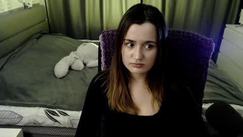 Kira  follow me  online show from December 20, 1:36 am