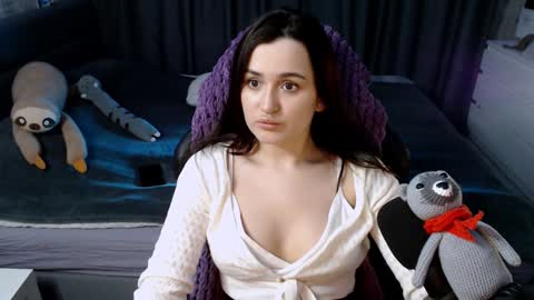 Kira  follow me  online show from January 8, 10:16 pm