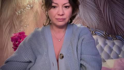 KiraDivine online show from February 23, 2:14 pm