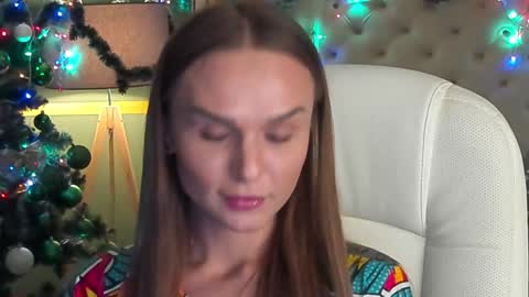 kiragrayyy online show from December 10, 5:00 pm