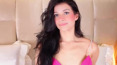 kira online show from October 18, 1:52 am