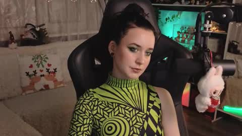 Kira    online show from January 5, 7:17 pm