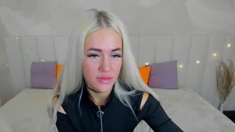 Kira online show from March 3, 2:36 am