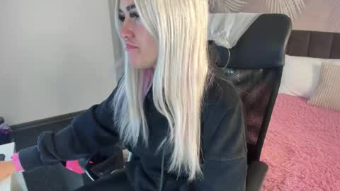 Kira online show from September 29, 1:44 am