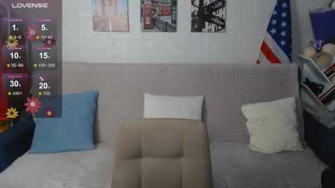 kiramartins cat online show from October 28, 7:05 pm