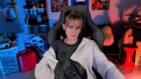 Snapshot of kiramontoyaa chatting on September 19, 5:57 pm Kira online show from September 19, 5:57 pm