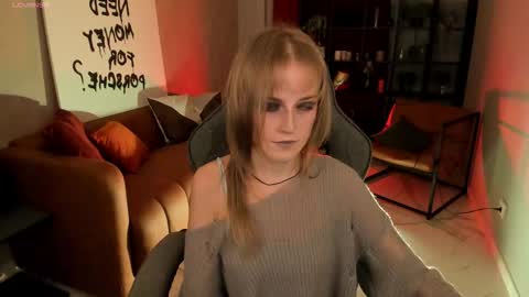 Snapshot of kiramontoyaa chatting on October 21, 5:35 pm Kira online show from October 21, 5:35 pm