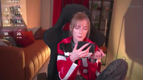 Kira online show from January 9, 2:42 pm