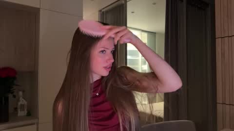 Kira online show from December 16, 6:02 pm