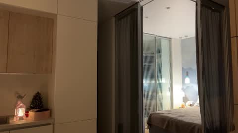 Snapshot of kiramystery chatting on February 17, 4:02 pm Kira online show from February 17, 4:02 pm