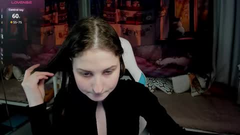 Snapshot of kiraparker chatting on March 17, 6:33 pm KiraParker online show from March 17, 6:33 pm