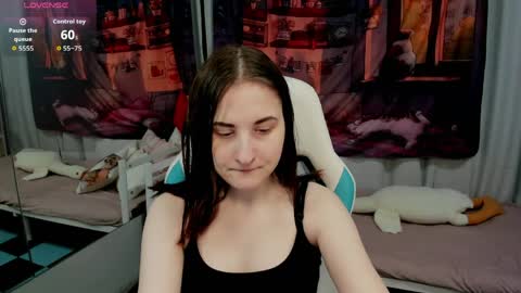 Snapshot of kiraparker chatting on April 3, 2:04 pm KiraParker online show from April 3, 2:04 pm