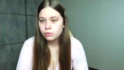 kiraparkers online show from December 23, 6:44 am