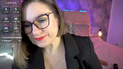 Kira online show from March 11, 9:32 pm