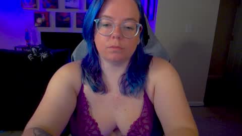 KiraSpitQueen online show from May 20, 4:07 am