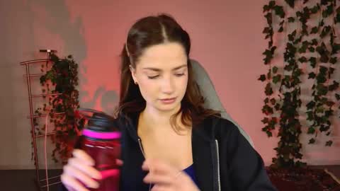 kiravair online show from March 20, 12:10 pm