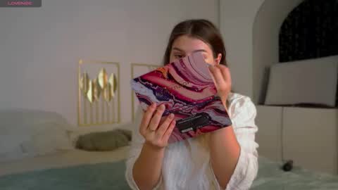 Kira online show from October 19, 5:41 am