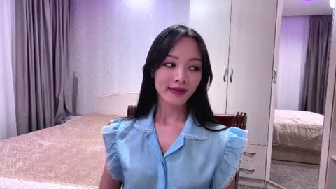 Snapshot of kirbyvillavicencio chatting on July 2, 5:19 pm Reya online show from July 2, 5:19 pm