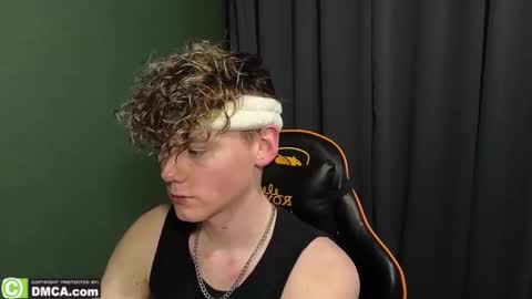 Snapshot of kirill_20_cm chatting on February 24, 5:16 am Kirill and Andrey online show from February 24, 5:16 am