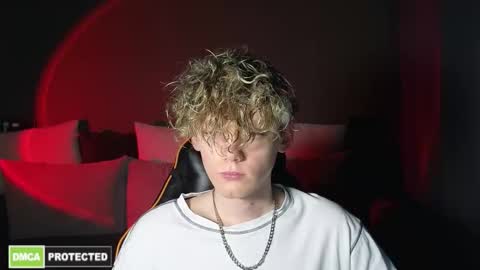 Snapshot of kirill_20_cm chatting on March 22, 6:17 am Kirill and Andrey online show from March 22, 6:17 am