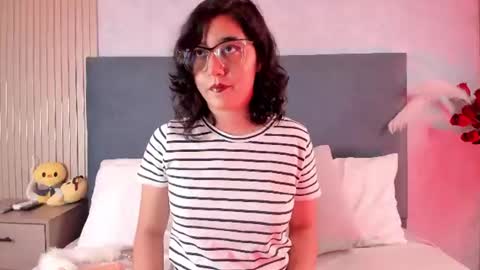 Snapshot of kirivelvet chatting on July 7, 3:09 am Samantha Velvet online show from July 7, 3:09 am