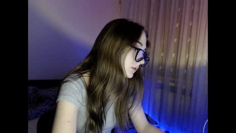 Snapshot of kisa____ chatting on February 12, 3:38 pm kisa____ online show from February 12, 3:38 pm