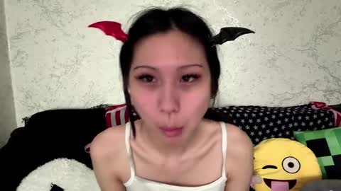 Hina online show from May 9, 12:54 pm