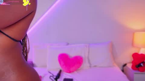 kishalove_ online show from May 4, 4:19 am